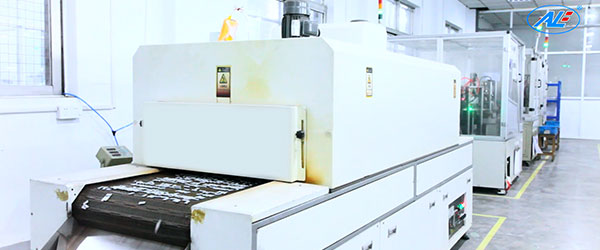 1721621320318526.jpg 關于我們內(nèi)頁5.jpg