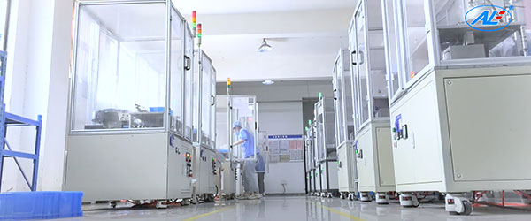 435162132033477.jpg 關于我們內(nèi)頁8.jpg